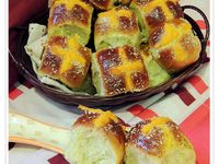 Custard Pandan Bread·卡斯特班兰面包