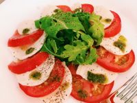 卡布里沙拉 Caprese Salad