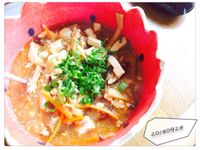 不用高湯的酸辣湯.Mrs TNK