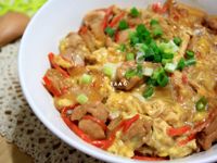 超經典 ♕ 雞腿肉親子丼