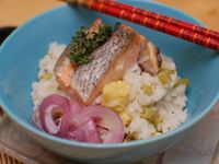 香草烤鮭魚拌奶油蔬菜飯