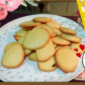 hzhuo一起做了「寶寶食譜」手指餅乾（無油孔雀餅乾）