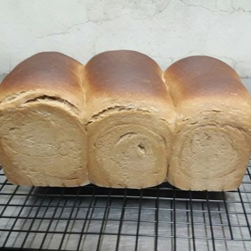 蔡嘉家一起做了50%全麥山形吐司~直到第三天還依舊柔軟