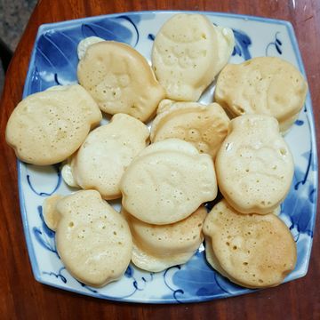Arimi一起做了雞蛋糕  只要三種材料就能做喔！