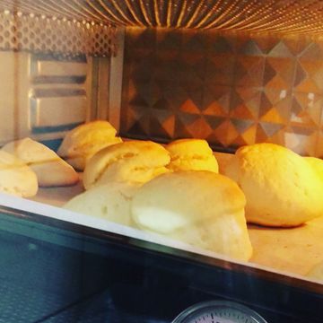 錡羿一起做了優格司康