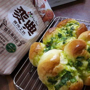 ying一起做了蔥花麵包  【麥典實作工坊麵包專用粉】