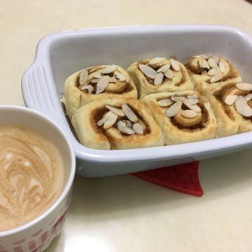 全職媽媽瘋料理一起做了核桃肉桂捲（水合法）