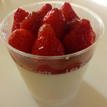 蘇珊一起做了季節限定🍓-草莓奶酪