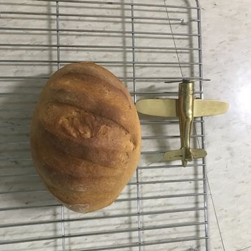賴煥易一起做了布魯姆麵包