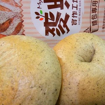 Pigleg Huang一起做了伯爵茶檸檬奶霜貝果【麥典麵包專用粉】