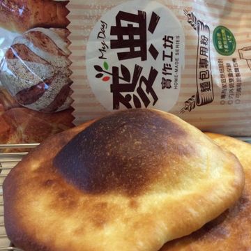 Irene Huang一起做了PITA 口袋麵包【麥典實作工坊】