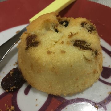 楊凱莉一起做了古早味蛋糕