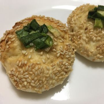 全職媽媽瘋料理一起做了蔥花芝麻麵包