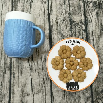 墨翎一起做了伯爵紅茶餅乾