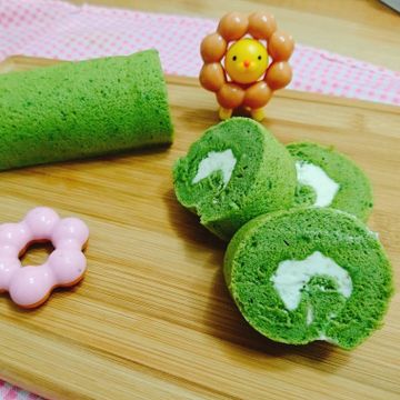 Lydia Chiang一起做了抹茶小四捲