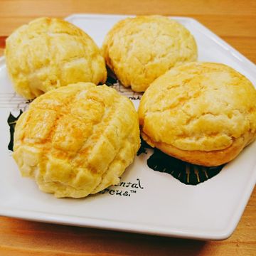 Lydia Chiang一起做了零失敗菠蘿麵包