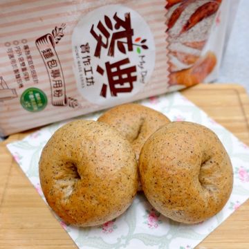 Dolly Chen一起做了伯爵茶檸檬奶霜貝果【麥典麵包專用粉】