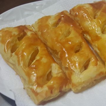 Shiau Yun Yan一起做了好吃蘋果派🍎