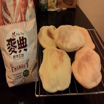 Afra Lin一起做了PITA 口袋麵包【麥典實作工坊】