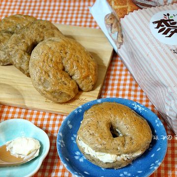 瓶子一起做了伯爵茶檸檬奶霜貝果【麥典麵包專用粉】