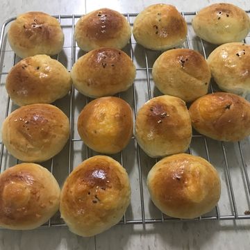 賴煥易一起做了【麵包機】肉鬆小餐包