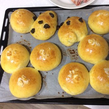 shen一起做了鮮奶油小餐包 