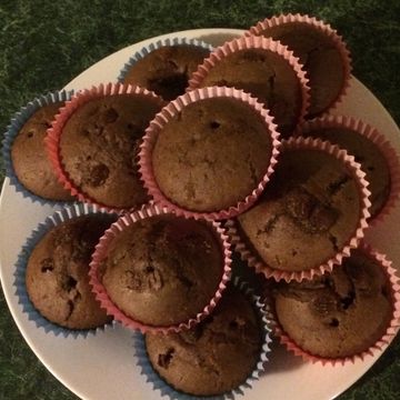 Jung一起做了巧克力豆杯子蛋糕