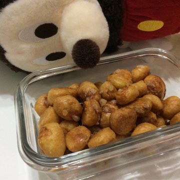 Pigleg Huang一起做了一口小泡芙