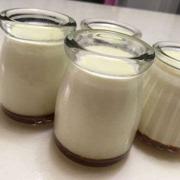 全職媽媽瘋料理一起做了(4種材料)蒸焦糖雞蛋布丁