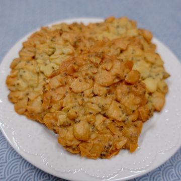 Dolly Chen一起做了香脆奇亞籽杏仁瓦片
簡易。家常烘焙。點心