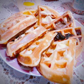 抹茶拿鐵一起做了[矽谷美味人妻] 蜂蜜奶油格子鬆餅
