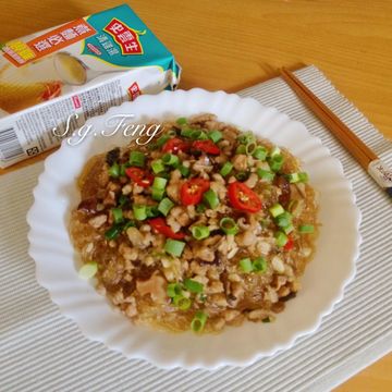 Feng  Lin一起做了螞蟻上樹-史雲生