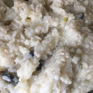 Joanne一起做了皮蛋瘦肉粥