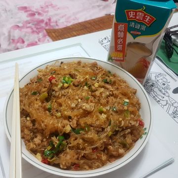朱小摸一起做了螞蟻上樹-史雲生
