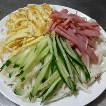 愛碎唸的人妻煮婦一起做了台式涼麵