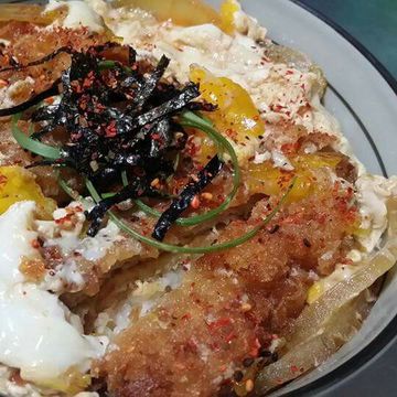 愛碎唸的人妻煮婦一起做了日式豬排丼