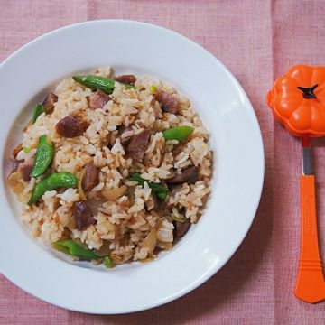 嘰哩呱啦一起做了干貝XO醬炒飯
