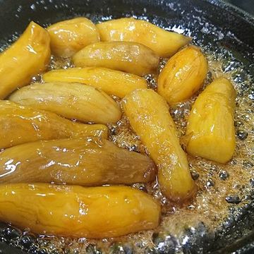 小喬君Joyc一起做了糖煮蜜地瓜