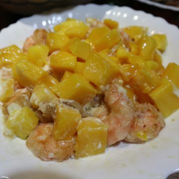 Doris一起做了芒果蝦球