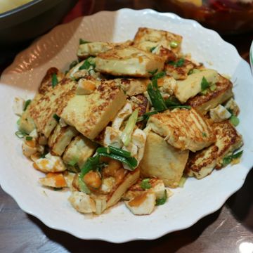 Doris一起做了安萱下課後 快炒店人氣料理 金沙豆腐