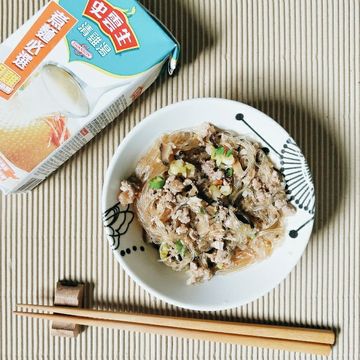 菲妮小廚一起做了螞蟻上樹-史雲生