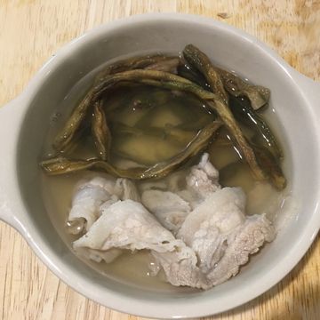 曼尼小姐一起做了【乾菜豆排骨湯】