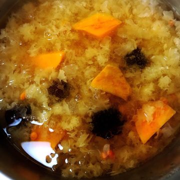 Hui-Juan Li一起做了紅棗銀耳地瓜糖水
