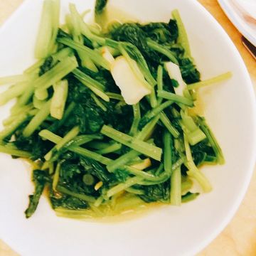 貴婦小靜一起做了炒菠菜