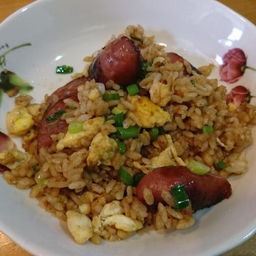 潘潘的手作料理廚房一起做了古早味炒飯