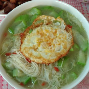 Irene Liao一起做了絲瓜枸杞蛋麵線