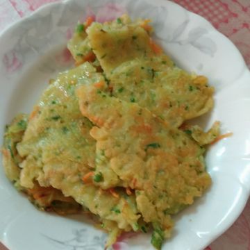 Irene Liao一起做了簡單煎 - 黃瓜雞蛋麥煎餅