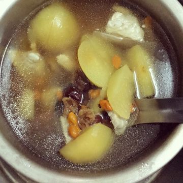 花式小燒包烤cake一起做了蘋果排骨湯