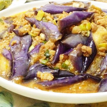 阿真的手路菜一起做了魚香茄子