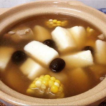阿真的手路菜一起做了山藥排骨湯